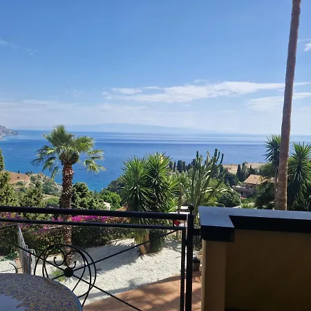 Taormina Bella Vista Apartment In Center With Pool By Taormina Holidays Exterior photo