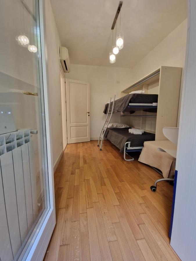 Apartment Bella Vista In Center With Pool By Holidays *