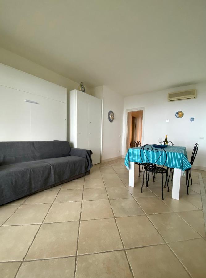 Bella Vista In Center With Pool By Holidays Apartment *